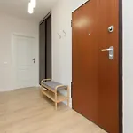 Chlodna European Square By Renters * وارسو
